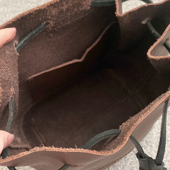 J Crew Bucket Bag - Picture 3 of 5